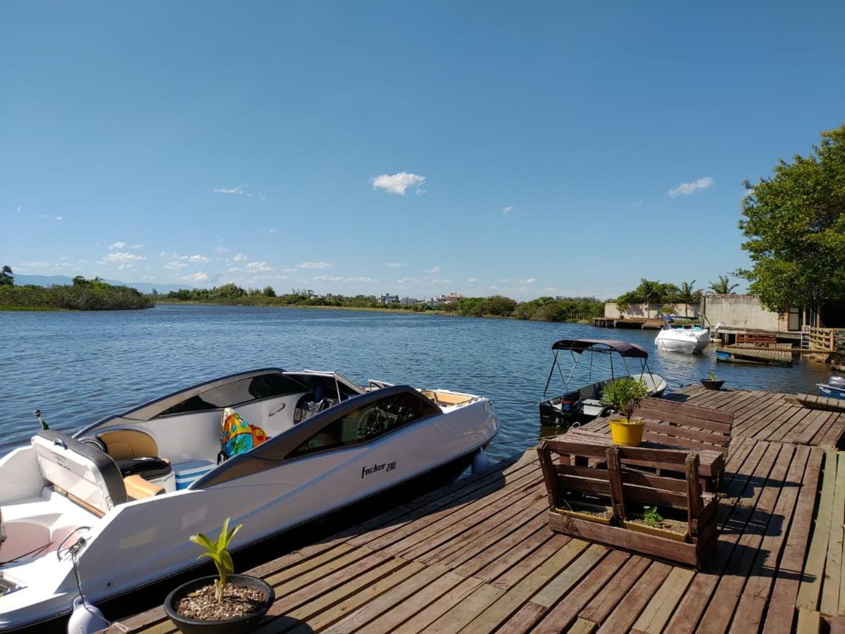 Kitnet S2 Em Torres-Rs - Na Mais Bela Praia Gaucha - Cozinha - Banheiro - Ar Condicionado - Tv Smart 32' - Wi-Fi - Estacionamento - Anfitria Superhost No Bnb Exterior foto